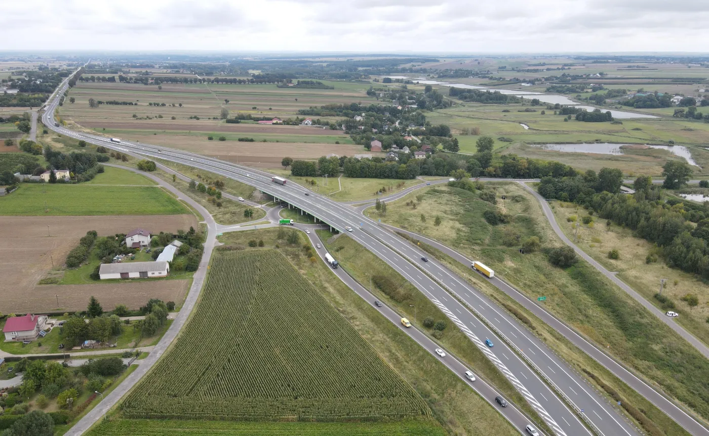 Trasa S17 będzie dłuższa o trzy odcinki. Połączy Warszawę z Lwowem