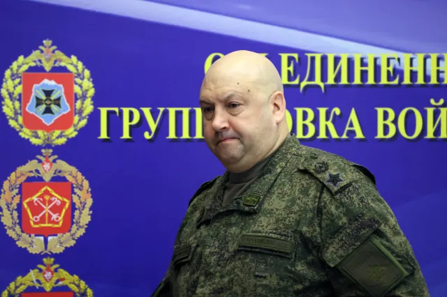 Burza w Rosji po wymianie dowódców. Surowikin z poparciem twardogłowych zwolenników wojny