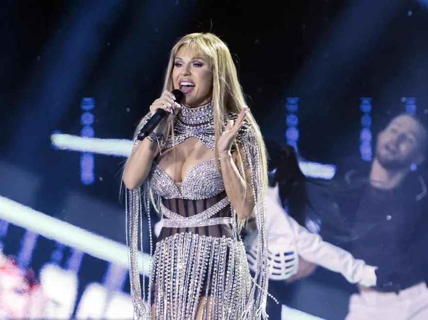 Stylistka, która kiedyś współpracowała z Dodą, nie zostawiła suchej nitki na jej sylwestrowym stroju [FOTO]