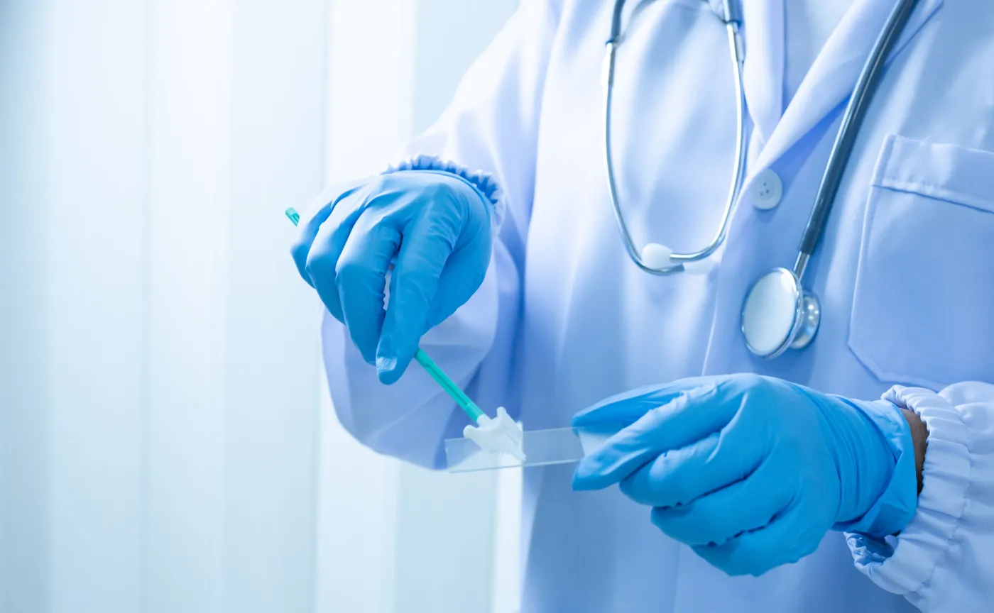 Tradycyjną cytologię powinno się zastąpić cytologią na podłożu płynnym