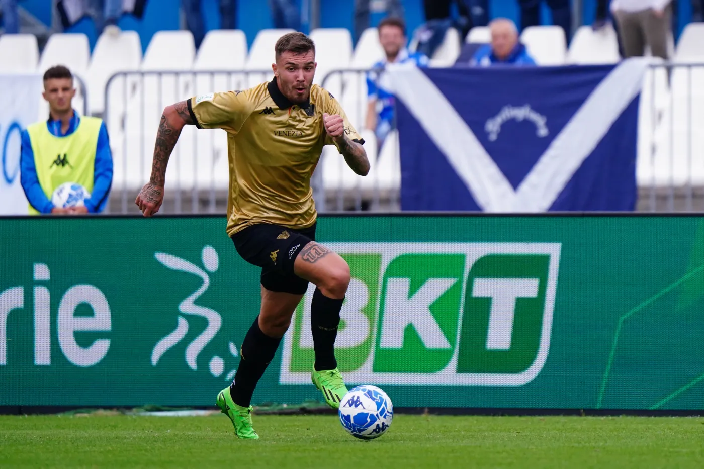 Przemysław Wiśniewski zajął miejsce Jakuba Kiwiora w Spezii Calcio