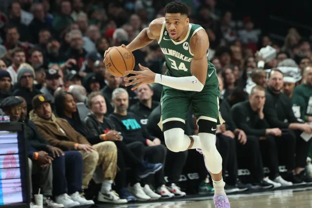Milwaukee Bucks wygrali dziewiąty mecz z rzędu [WIDEO]