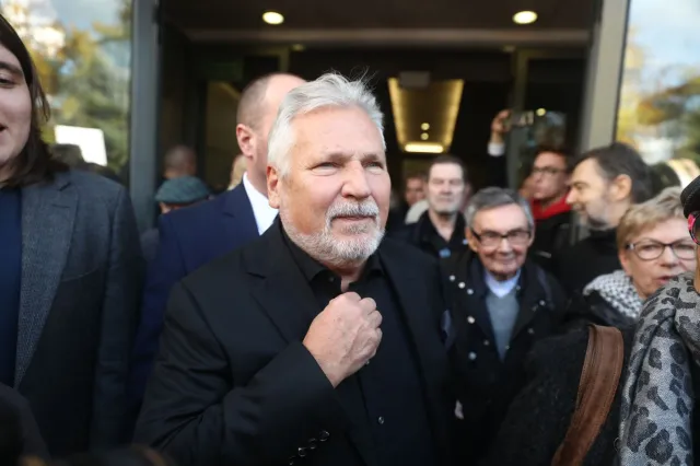 Kwaśniewski: Tusk jest złem, z którym PiS walczy. Powinien postawić na Trzaskowskiego