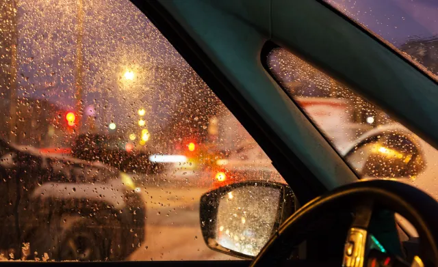 Początek tygodnia pochmurny i chłodny. Możliwe opady śniegu [PROGNOZA POGODY]