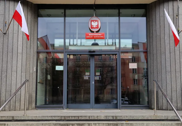 Resort obrony i niezwykle atrakcyjne obligacje? To oszustwo, nie dajcie się nabrać