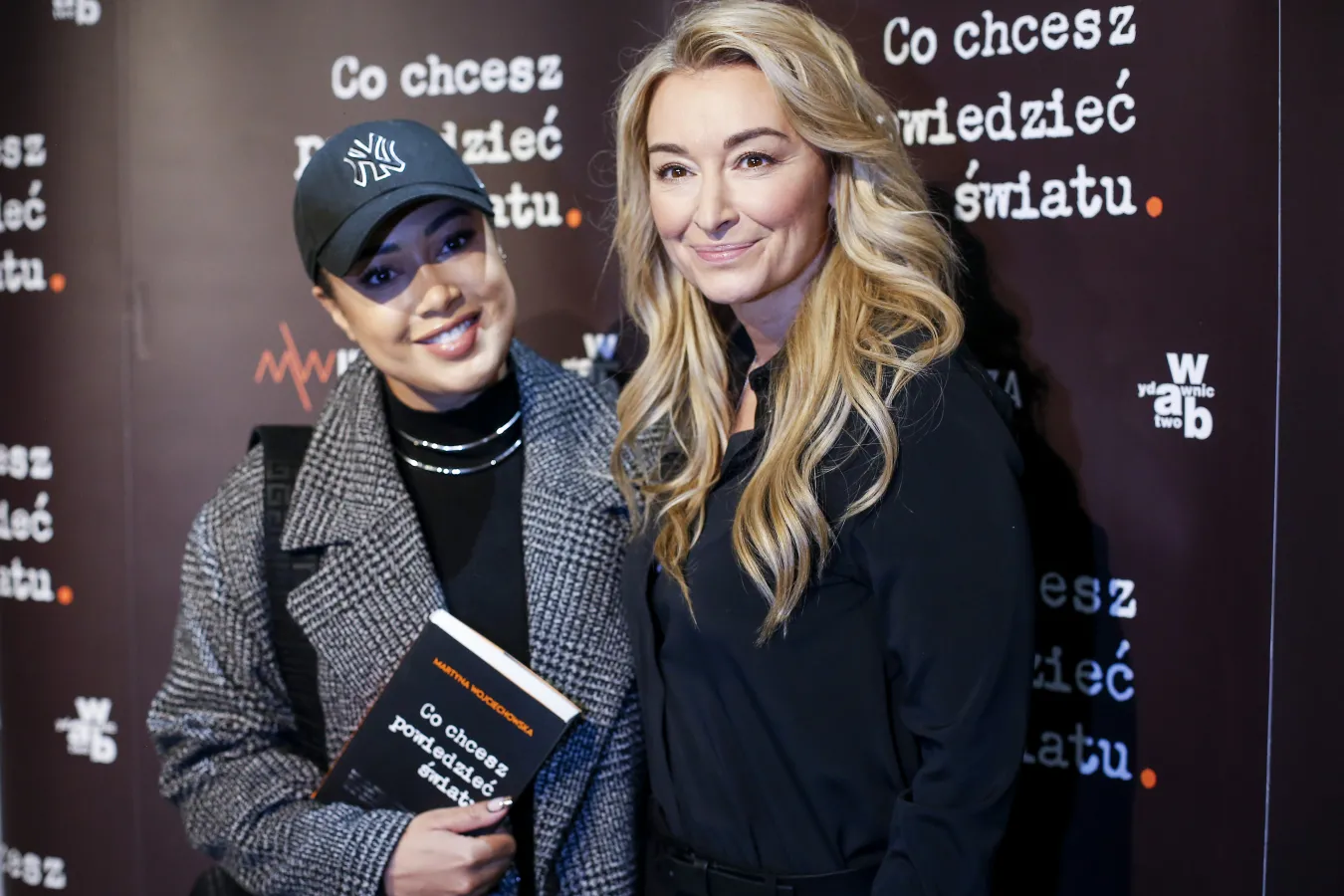 Martyna Wojciechowska pokazała zdjęcie sprzed lat. Jej goły brzuch robi furorę w sieci [FOTO]