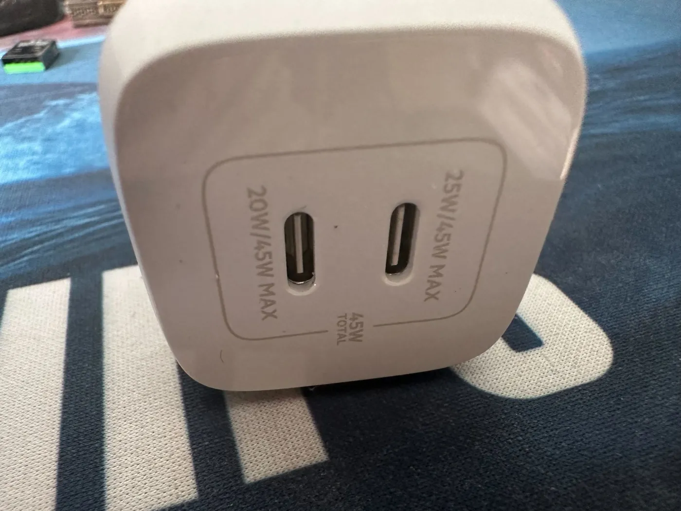belkin-boostcharge-45w-37798642.jpg