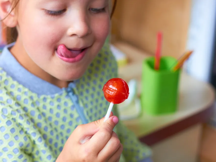 Lizaki w sprayu - dzieci je uwielbiają, dentyści... ostrzegają!