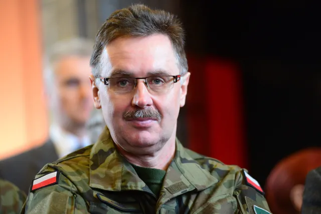 Gen. Samol o ruchu Rosji: Stalin też poświęcił życie ludzi dla dobra operacji wojskowej