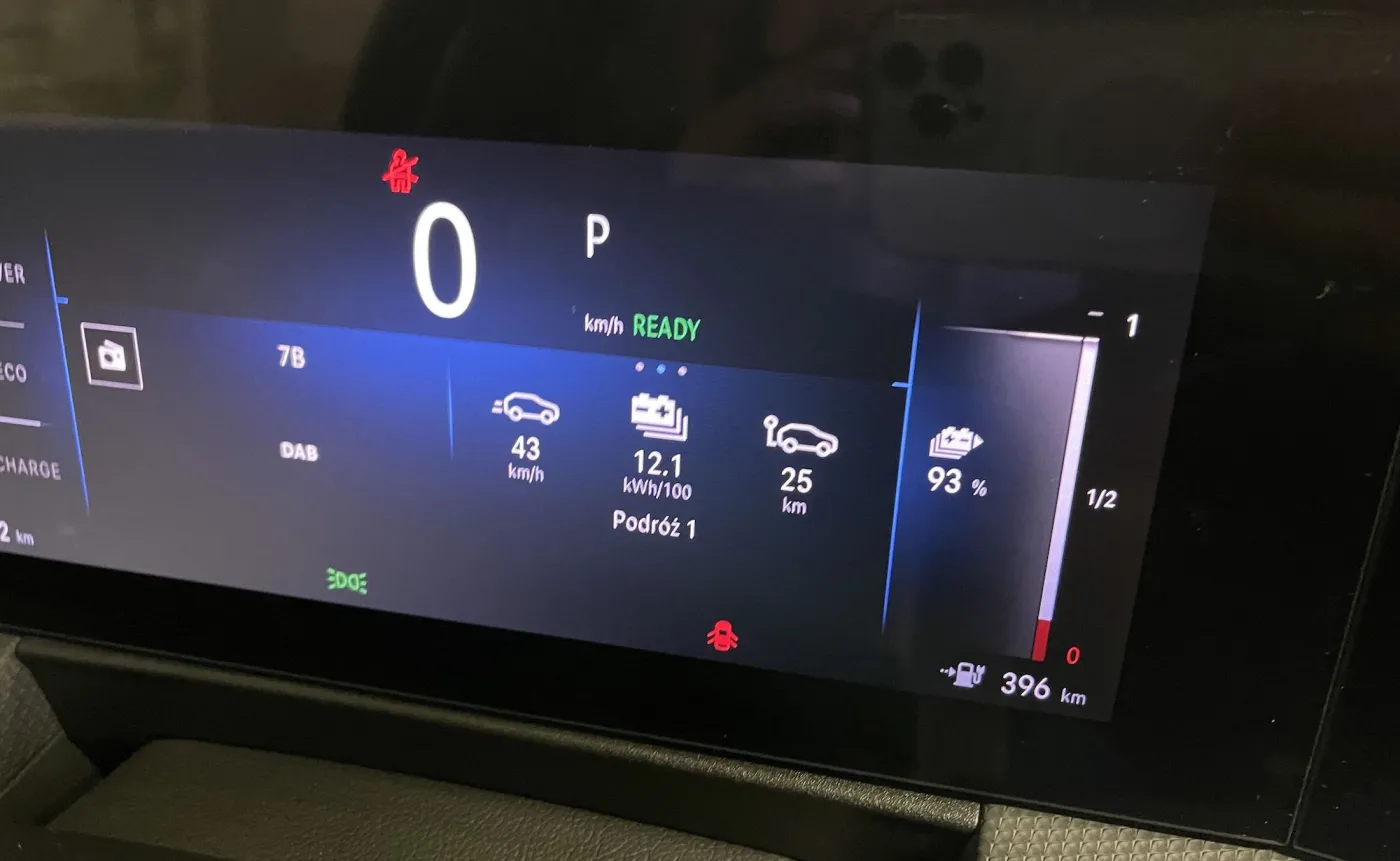 opel-astra-electric-37838625.jpeg