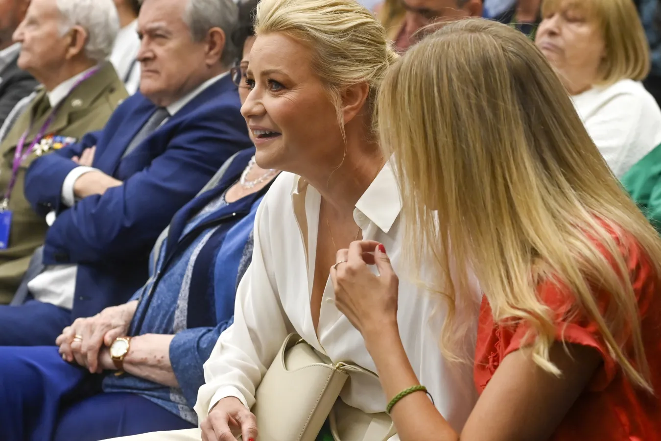 Małgorzata Kożuchowska na inauguracji kampanii BohaterON. Błyszczała u boku ministra Glińskiego [FOTO]