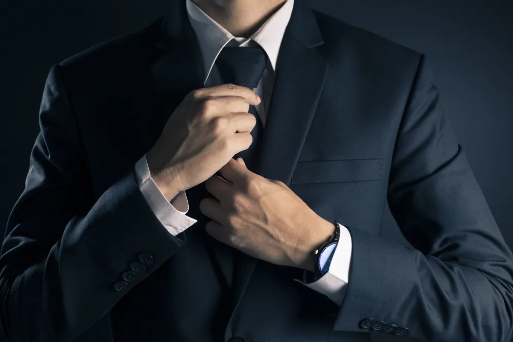 We włoskim parlamencie złożono projekt nowego regulaminu. Obejmuje wymagający dress code dla mężczyzn...