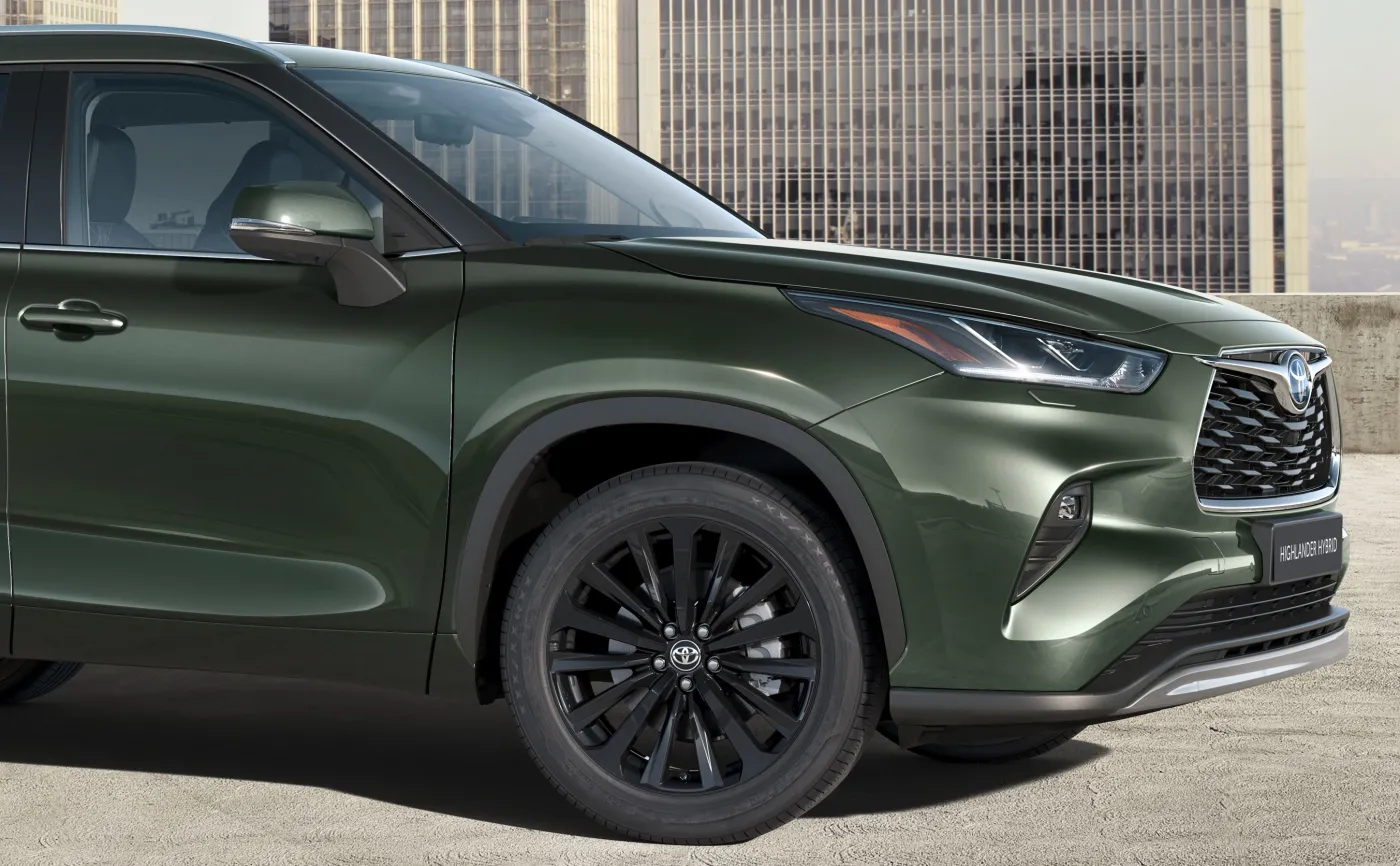 Nowa Toyota już w Polsce! To oszczędna hybryda dla dużej rodziny