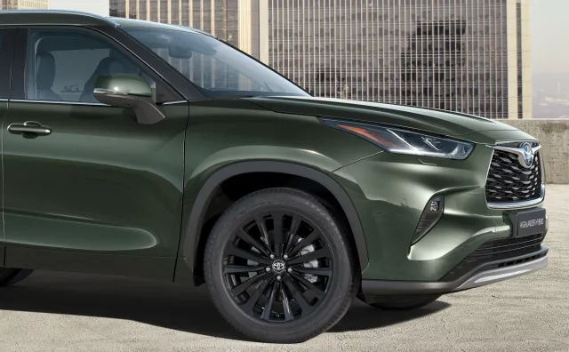 Nowa Toyota już w Polsce! To oszczędna hybryda dla dużej rodziny