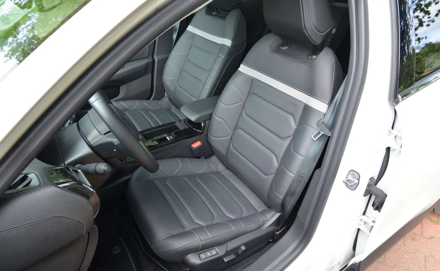 citroen-ec4x-ev-shine-37886320.jpg
