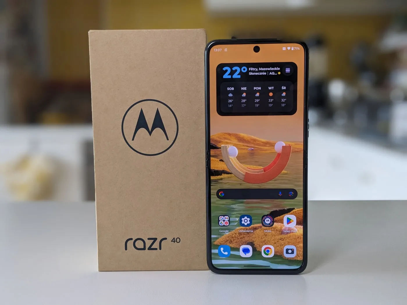 motorola-moto-razr-40-37888353.jpg