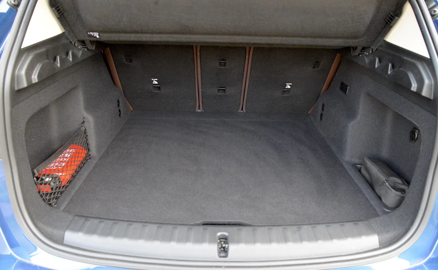 bmw-ix1-xdrive30-xline-37905527.jpg