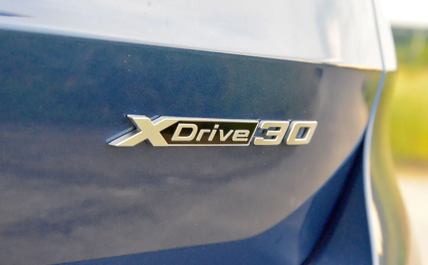 bmw-ix1-xdrive30-xline-37905545.jpg