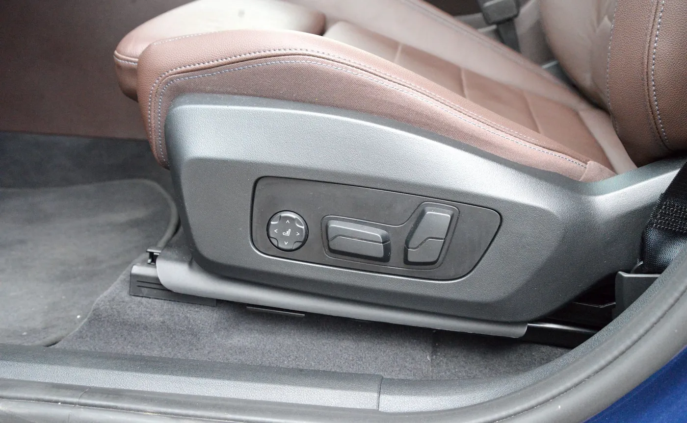 bmw-ix1-xdrive30-xline-37905584.jpg