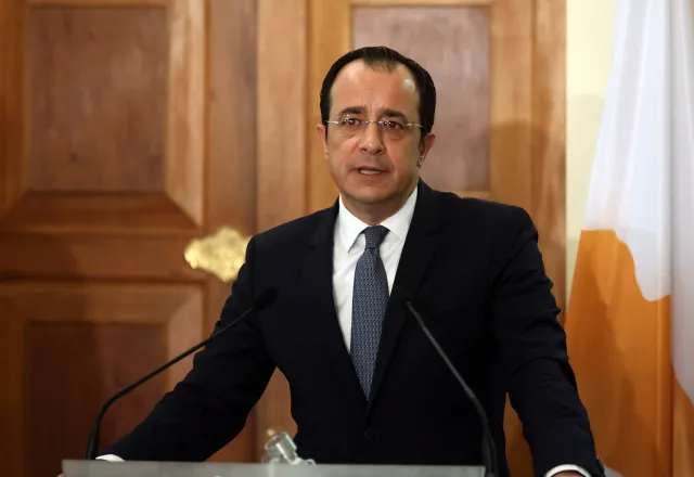 Masowy atak na migrantów na Cyprze. Prezydent: Jest mi wstyd