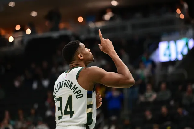 Giannis Antetokounmpo przedłużył kontrakt z Milwaukee Bucks