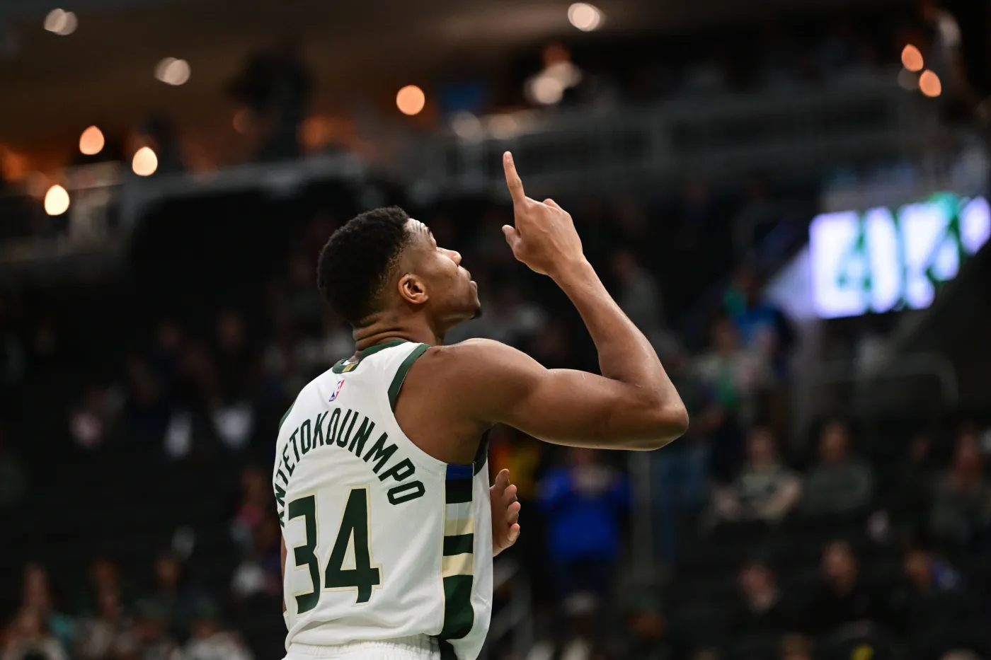 Giannis Antetokounmpo przedłużył kontrakt z Milwaukee Bucks