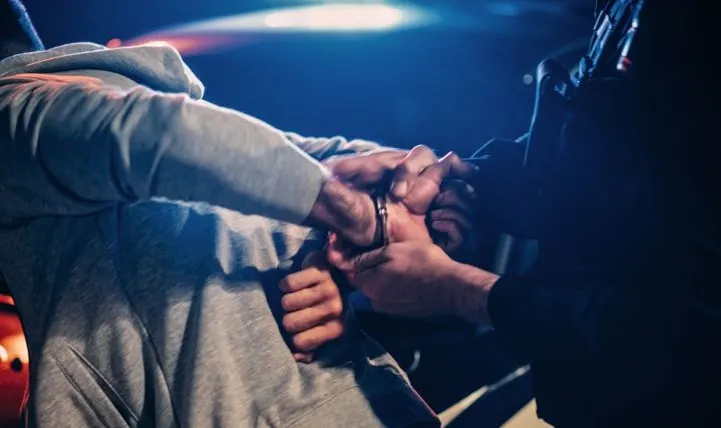 Powiat limanowski. Zgwałcono 14-latkę, miała zostać odurzona i "wielokrotnie wykorzystana". Trzech mężczyzn z zarzutami