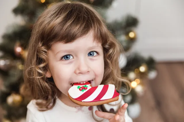 Boże Narodzenie 2023. Dietetyczka: Słodycze nie będą owocem zakazanym, jeśli... [ROZMOWA]