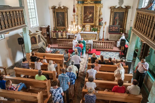 Święta nakazane w 2024 roku w Polsce. Kiedy trzeba iść do kościoła? [LISTA]