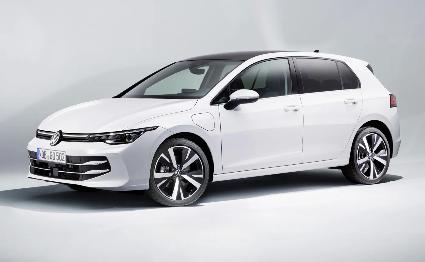 volkswagen-golf-2024-38067953.jpg