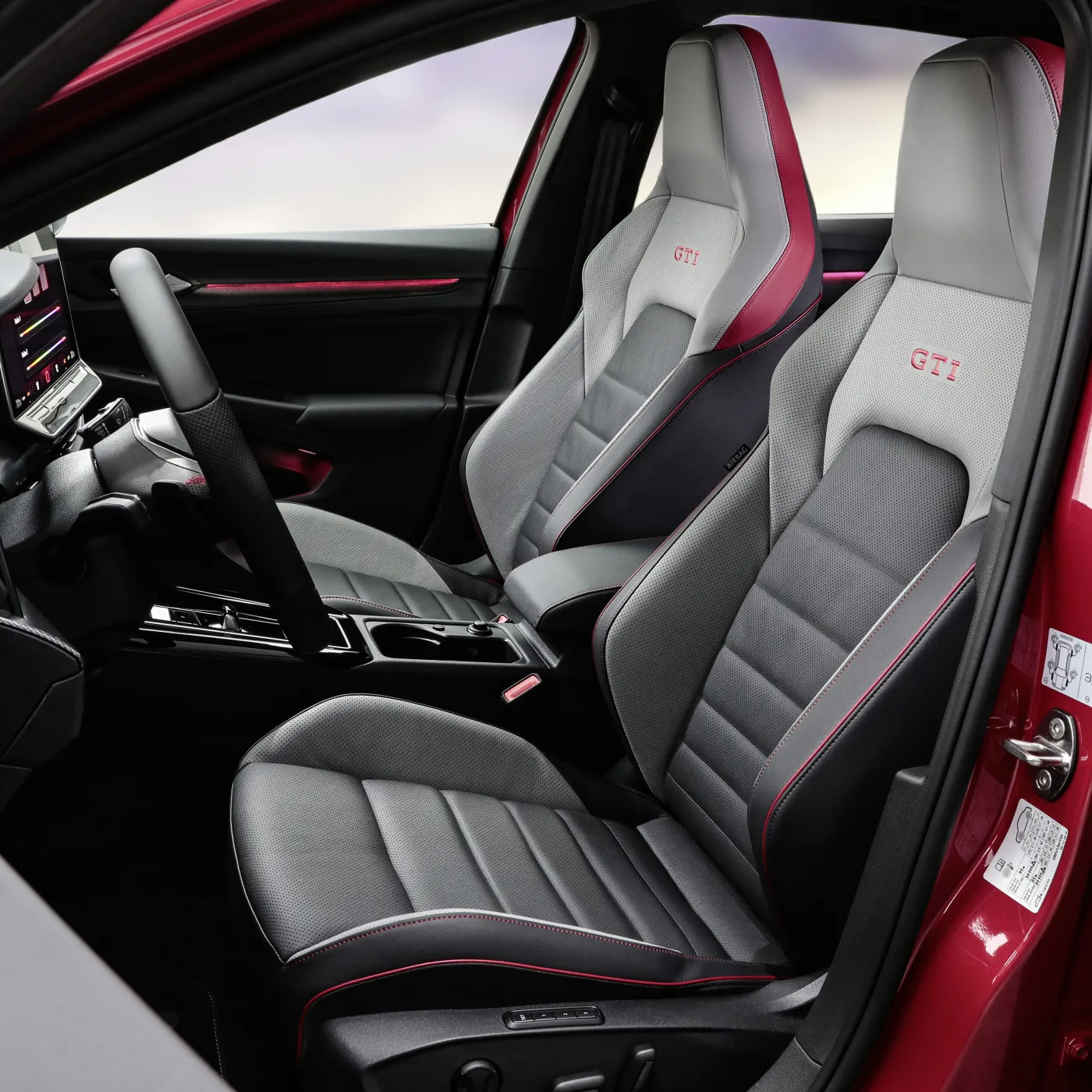 volkswagen-golf-2024-38067966.jpg