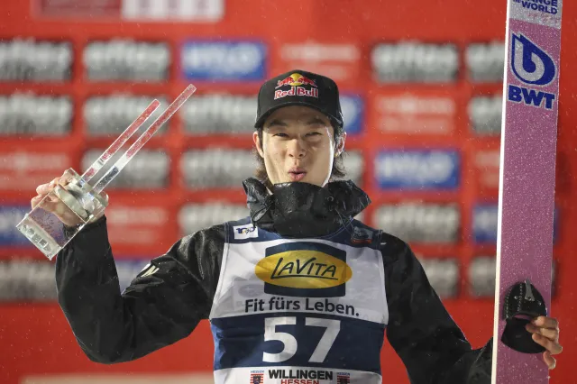 Ryoyu Kobayashi liderem listy płac Pucharu Świata w skokach narciarskich