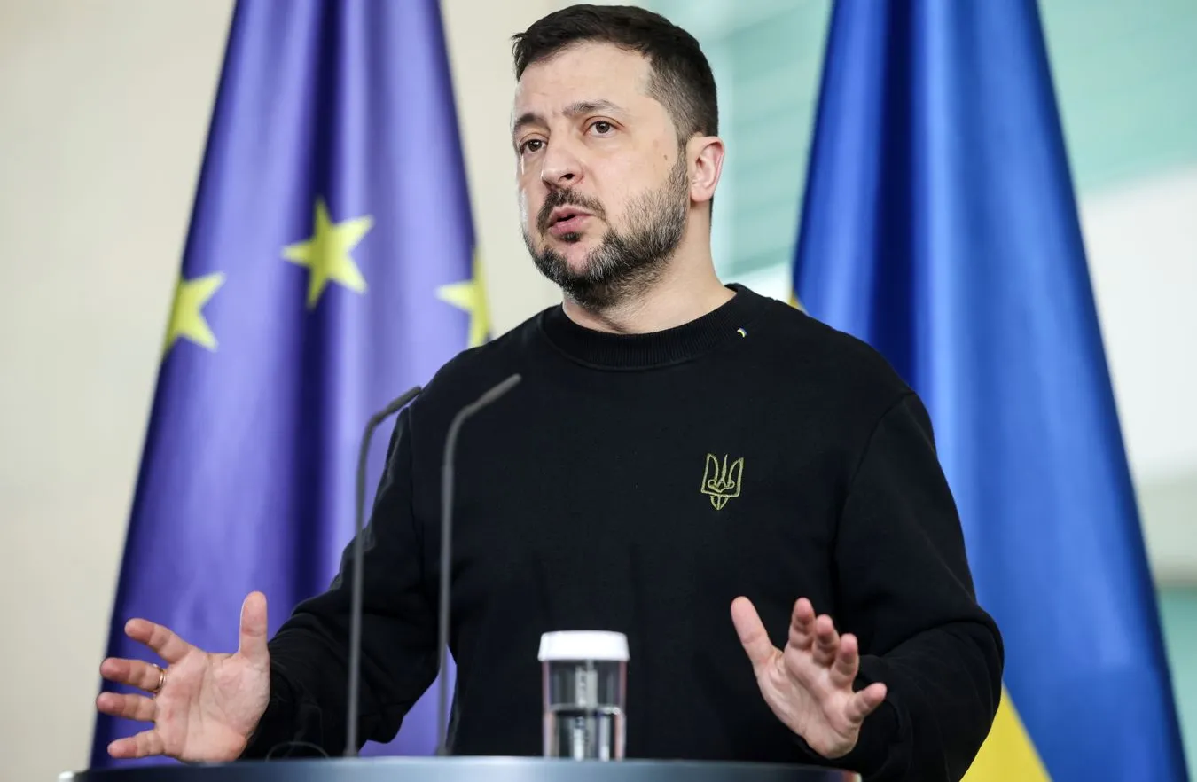  Wołodymyr Zełenski komentuje wiadomość o śmierci Nawalnego