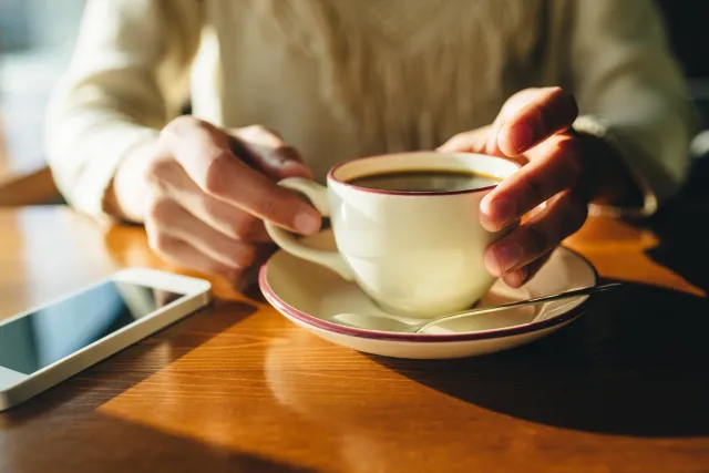 Co się dzieje z organizmem, jeśli zupełnie odstawisz kofeinę? Nieoczekiwane skutki