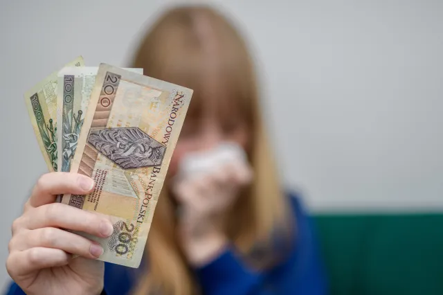 Nie zapłacisz do 25 marca? Za karę mogą zająć część emerytury lub pensji
