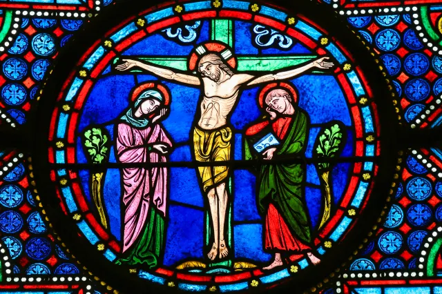 Tego dnia w Kościele nie ma mszy. Jak wygląda Wielki Piątek?