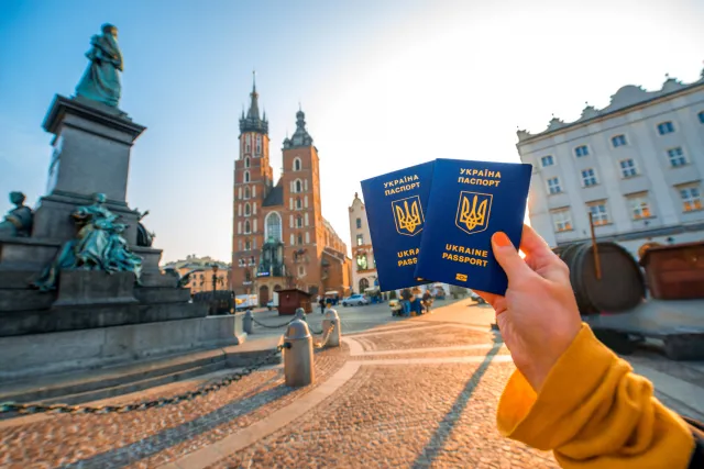 Jakie plany mają Ukraińcy w Polsce? Najnowszy raport potwierdza zmianę trendów