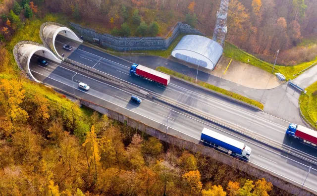 Uwaga kierowcy: zamknięty ważny tunel na autostradzie. Duże korki w wakacje?