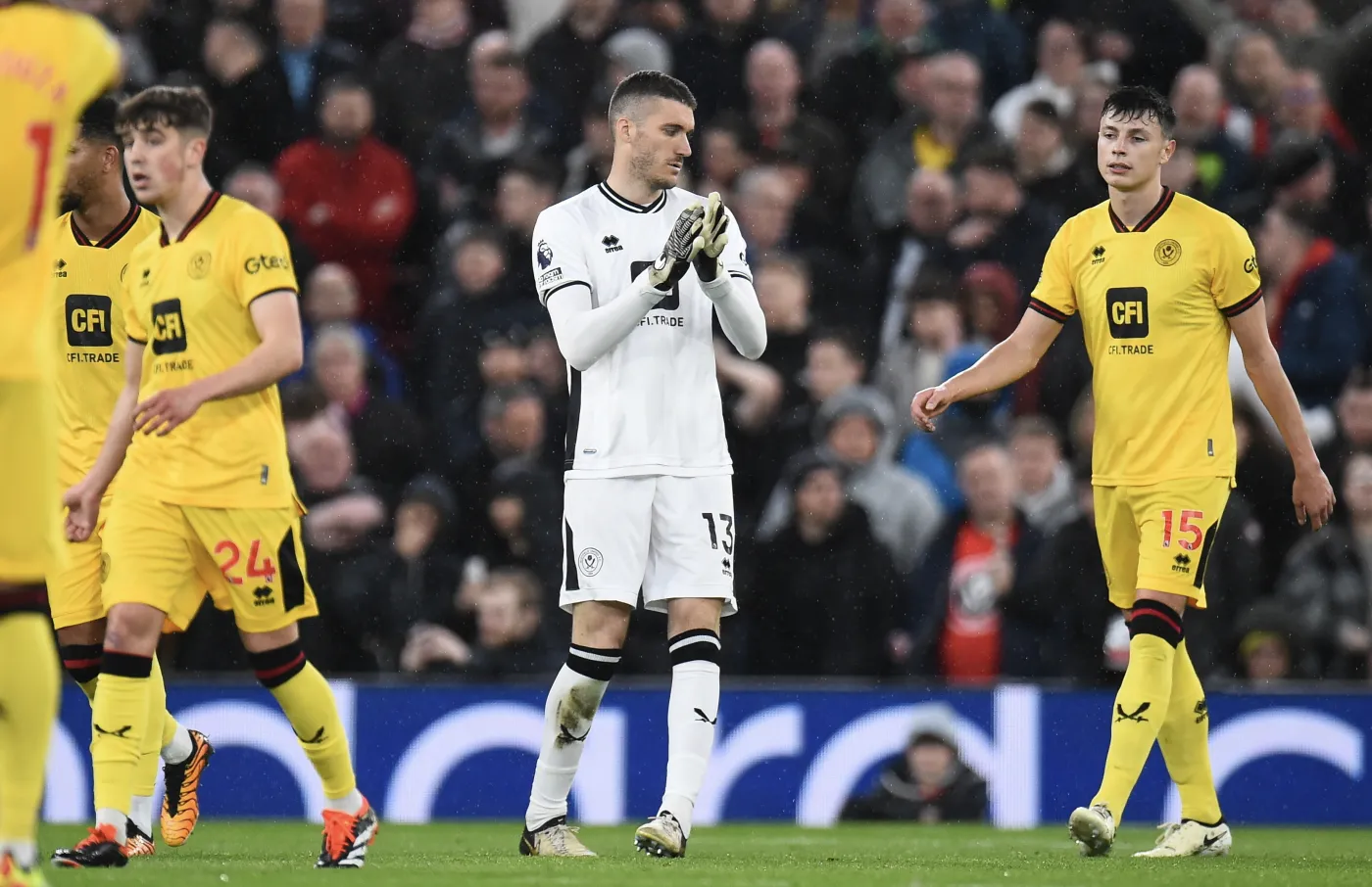 Bramkarz Sheffield United strzelił sobie gola Darwinem Nunezem [WIDEO]