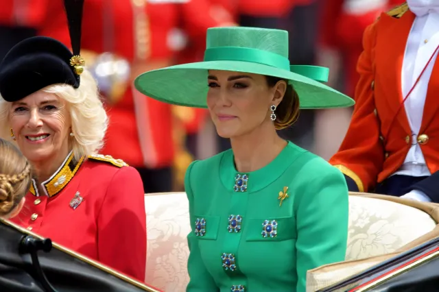 Kate wspiera króla Karola III. Kogo zaangażowała w opiekę nad teściem?