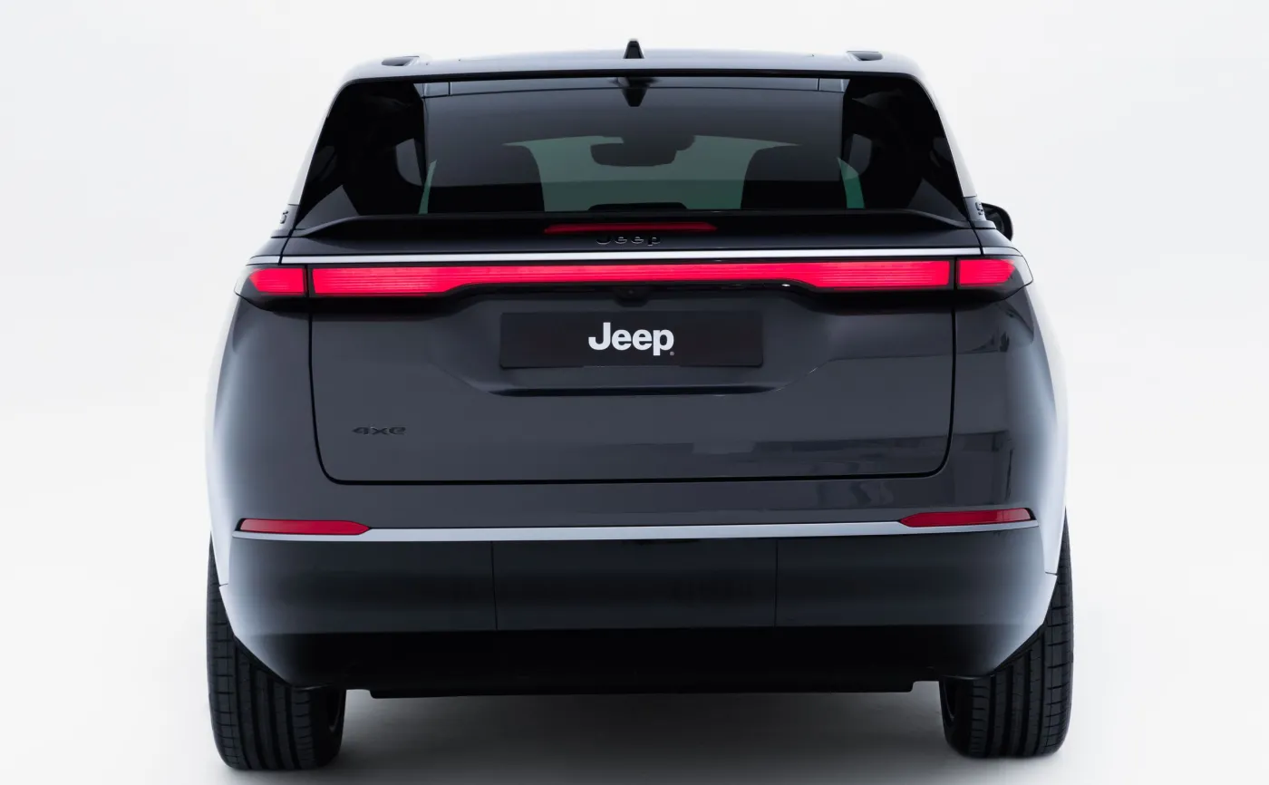 nowy-jeep-wagoneer-s-38204411.jpg