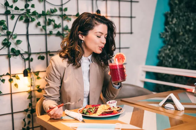 Połącz dwa składniki i pij codziennie. Schudniesz i poczujesz przypływ energii