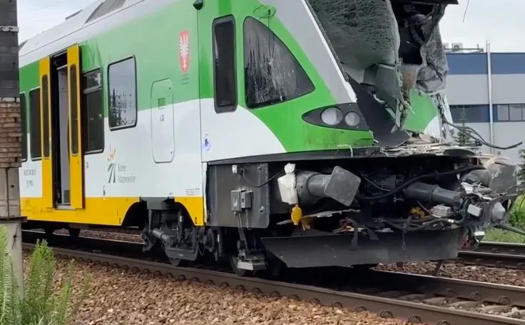 Pociąg KM po wypadku