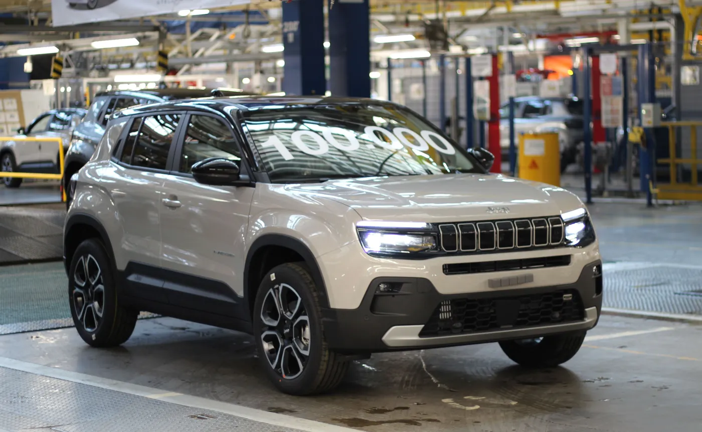 jeep-avenger-ehybrid-38253627.jpg