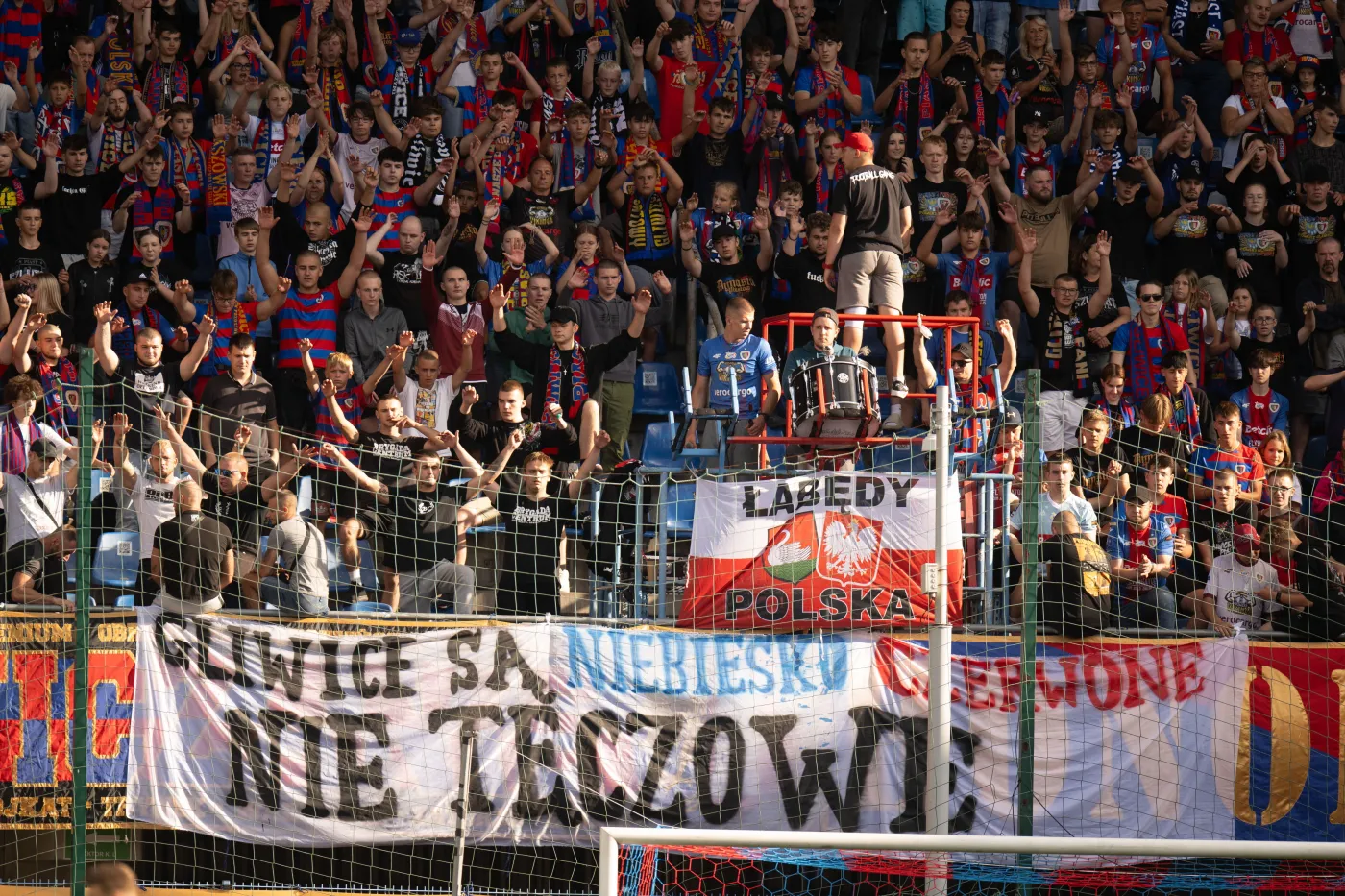 Skandal na meczu polskiej Ekstraklasy. Homofobiczny transparent na trybunach