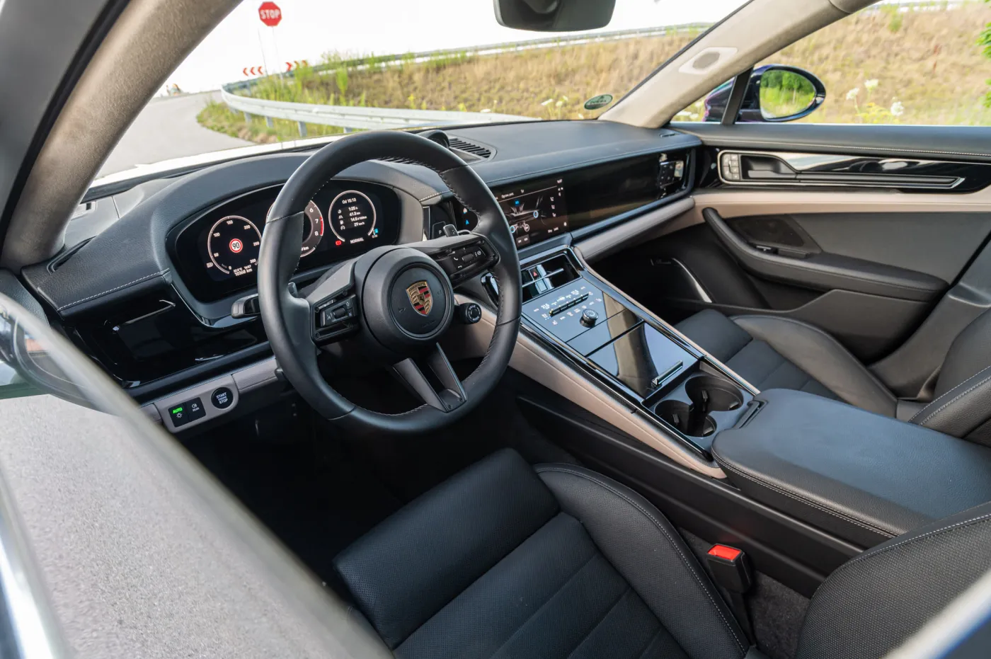 porsche-panamera-2025-38255318.jpg