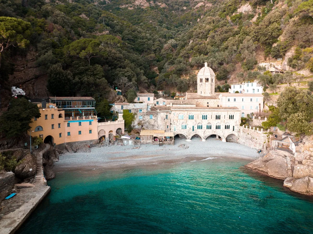 san-fruttuoso-wlochy-38268540.jpg