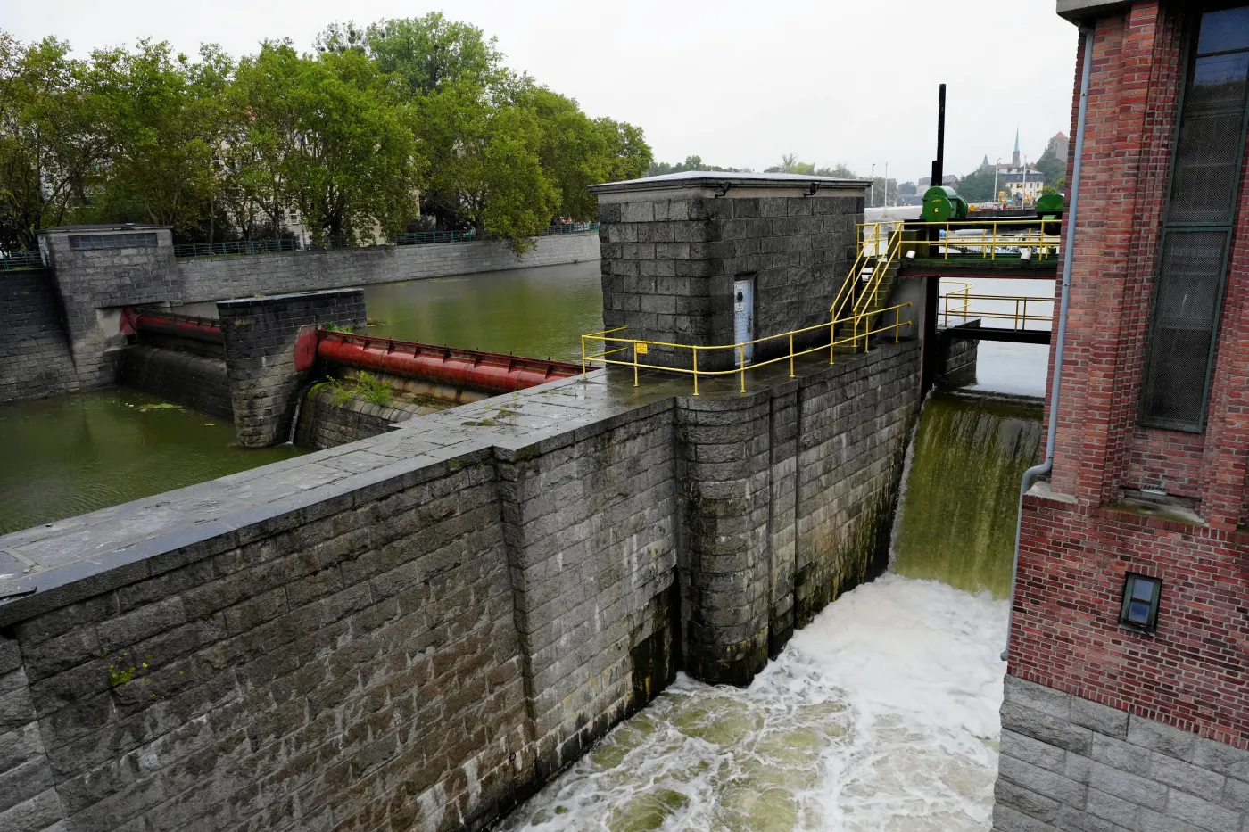 Prezydent Wrocławia: Prognozy są niepokojące, ale jesteśmy gotowi