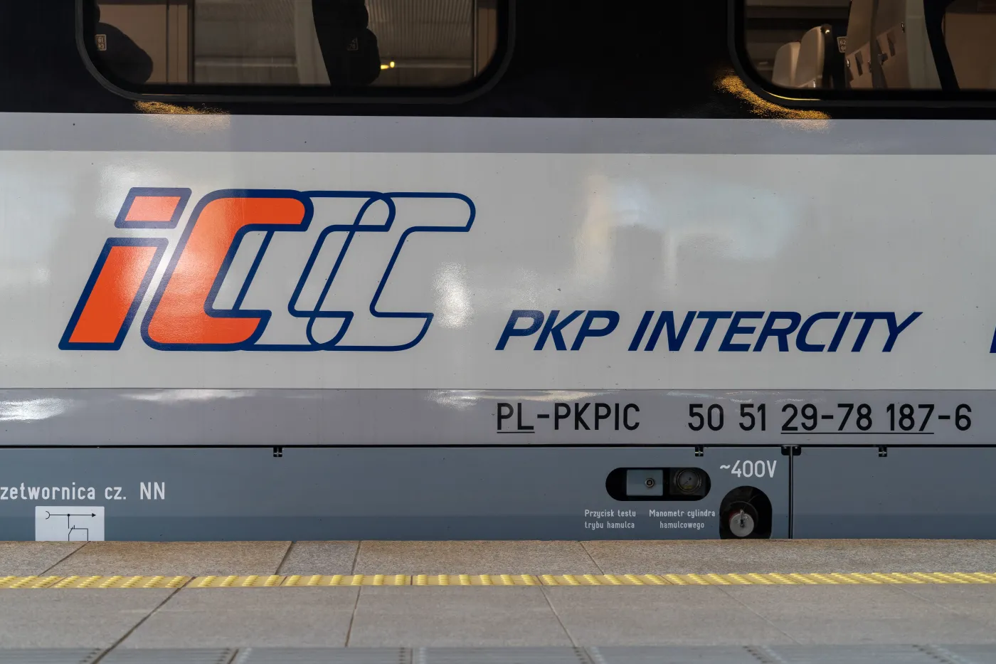 Rewolucja na torach! PKP Intercity wprowadza zmiany, które zaskoczą pasażerów