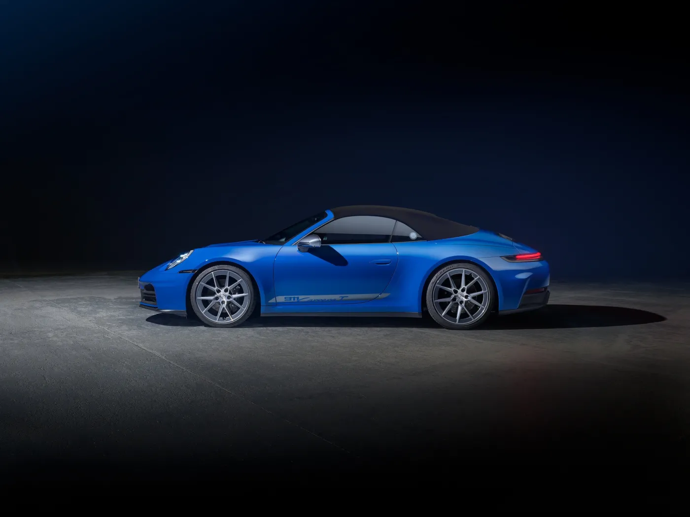 porsche-911-carrera-t-38329275.jpg